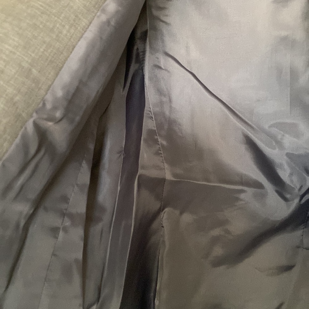 New Suit Coat Size 8 - Picture 4 of 5